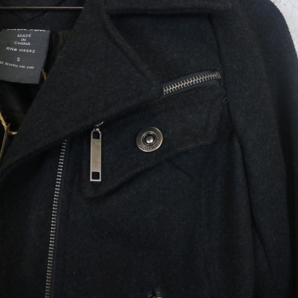 Motto Jacket - Picture 4 of 4